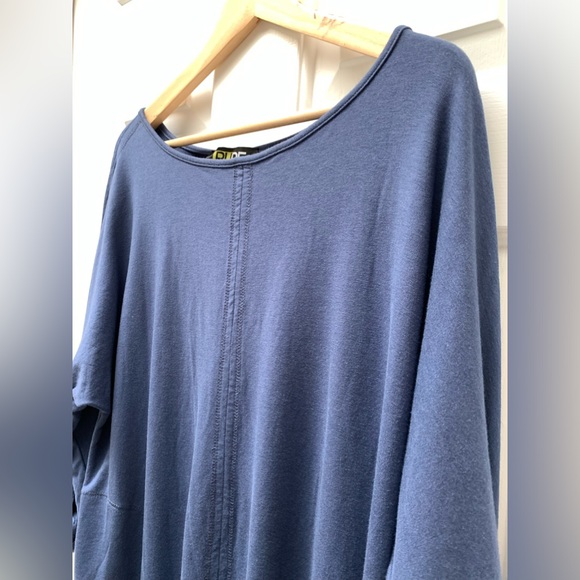 PURE ESSENCE - Picture 3 of 9